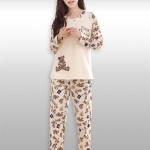 ชุดนอน set เสื้อกับกางเกงขายาวลายลูกหมี