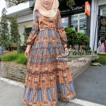 เดรสทรงบานเป็นชั้นๆ