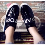 รองเท้าผ้าใบหนังปรอท