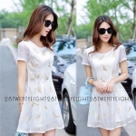 เดรสแขนสั้น แต่งลายใบไม้สีทองดูแพง