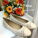 คัทชูฉลุลายดอกไม้