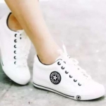 AVA รองเท้าผ้าใบผู้หญิง รองเท้าผ้าใบเสริมส้น รุ่น CM9107 มีหกสีให้เลือก