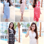 เดรสยาวลูกไม้ฉลุ คอวีทั้งหน้าและหลัง