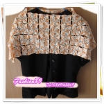 ผ้าคลุมไหล่โครเชต์(Crocheted shawl)