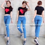 กางเกงยีนขายาวแต่งขาดเซอร์ตรงหัวเข่า