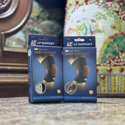 ซัพพอร์ตเข่า LP Knee Supporter ‘Black/Red’ (L,XL)