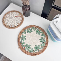 รองจานหวาย แผ่นรองหม้อแต่งโมเสก พร็อพแต่งบ้าน Rattanly Mosaic Tray🍩