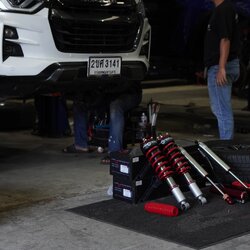 โช๊ค PROFENDER ใส่ D-MAX ปรับนุ่ม 16ระดับ ที่ STEP9