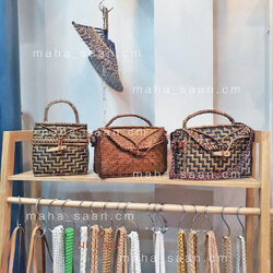 กระเป๋าไม้ไผ่ ทรงกล่อง สะพายข้าง สานมือ ใช้ได้หลายโอกาส💓