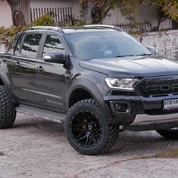 FORD RANGER งบ 80,000 แต่งทรงเมกา