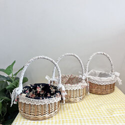 ตะกร้าหวาย หูผ้า พร๊อพถ่ายรูป ตะกร้าปิคนิค กระเช้า🧺