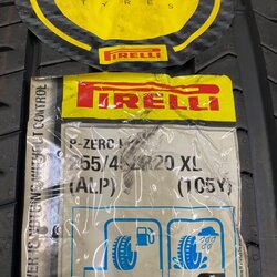 PIRELLI PZERO PZ4 ใส่ rolls royce