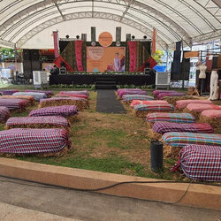 เช่าเต๊นโดม เต็นโค้ง บูธไม้สำเร็จ