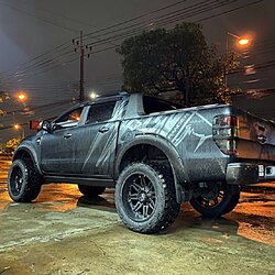 FORD WILDTRACK จัดทรงเมกาที่ STEP9