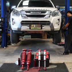 หน้า TUNE SERIES หลัง TUNE SERIES ใส่ D-MAX ที่ STEP9