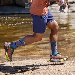 ถุงเท้าวิ่ง Injinji Trail Mid Weight Crew Running Socks (L)