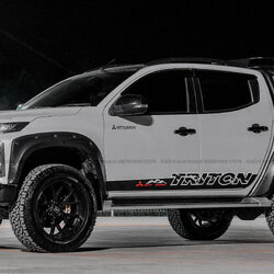 MITSUBISHI TRITON ทรงเมกา