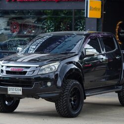 ISUZU D-max ทรงเมกา