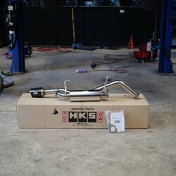 ท่อ HKS ปลายคาร์บอน คู่ออกข้าง รหัส 31021-ZL006 ใส่กับ ISUZU D-MAX