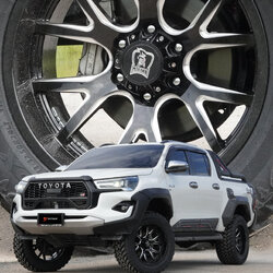 TOYOTA REVO 4x4 ล้อขอบ 20 ลายเขากวางยอดฮิต