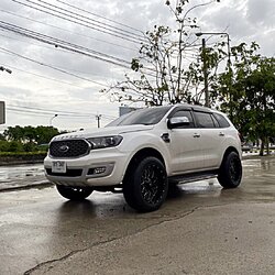 FORD EVEREST แบบไม่ยก