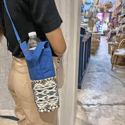 กระเป๋าใส่ขวดน้ำพกพา แต่งผ้าไทย คละแบบ 🍷