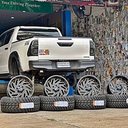 REVO ทรงเมกา ขอบ20 ที่ STEP9