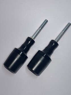 กันล้มข้าง CB300F สินค้าตรงรุ่น ผลิตจากวัสดุคัดเกรด ติดตั้งง่ายด้วยตัวเอง สีดำ