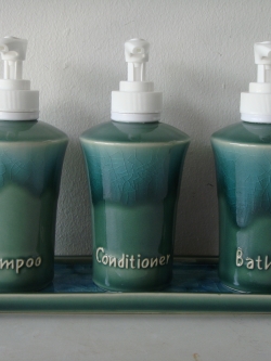 ขวดเซรามิค(Ceramic)ใช้ในห้องน้ำ,แบบหัวปั้ม สีเขียวน้ำทะเล