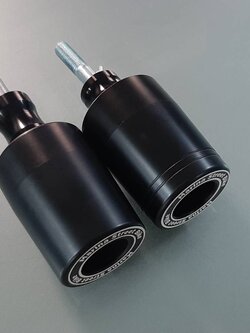 กันล้มข้าง Frame Sliders Yamaha FJ09 XSR900 แบร์นMarina Street (65) สีดำ