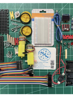 ชุดD.I.Y.อุปกรณ์ฝึกคอร์ส "เรียนรู้การสร้างและเขียนโปรแกรมควบคุมหุ่นยนต์เคลื่อนที่ขนาดเล็ก" (ไม่ใช่ชุดสำเร็จรูป)