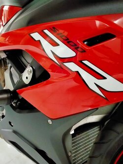 กันล้มข้าง S1000RR 2020Up Frame Sliders แบร์น Mothracing สีดำ