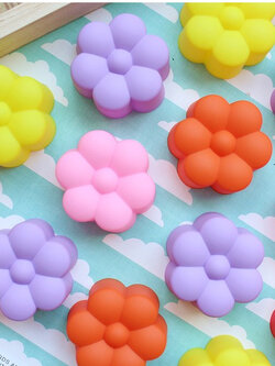 พิมพ์ขนม ดอกไม้ ขนาด 5 cm / บรรจุ 12 ชิ้น