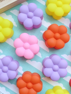 พิมพ์ขนม ดอกไม้ ขนาด 5 cm / บรรจุ 12 ชิ้น B419