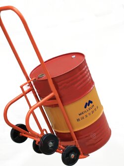 รถเข็นรุ่น DF20 โครงเหล็กแข็งแรง พร้อมยกถัง ความจุได้สูงสุดที่ 350 KG. สามารถเท่ของเหลวได้สะดวก เข็นขึ้นลงสะดวก