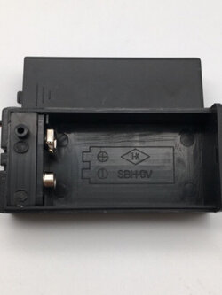 รางถ่าน(Battery Holder) 9V พร้อมสวิทช์และฝาปิดด้านหลัง