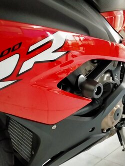 กันล้มข้าง S1000RR 2020 Up Frame Sliders แบบสั้น สีดำ