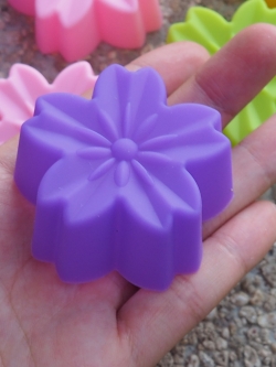 พิมพ์ขนม ซากุระ 5 cm บรรจุ 12ชิ้น/แพ็ค B729