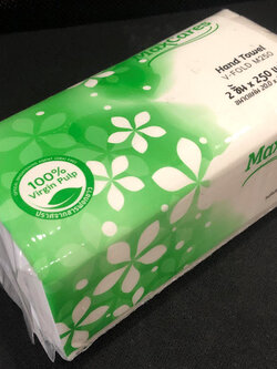 กระดาษเช็ดมือ MaxCares V-FOLD M250