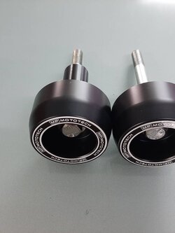 กันล้มข้าง ZX10 2011-19 แบบสั้น กันล้มผลิตจากอลูมิเนียมนำเข้า เกรด6061T651 และPOM ติดตั้งง่าย(65) สีดำ