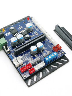 iBIT V2A แผงวงจรควบคุมหุ่นยนต์สำหรับ micro:bit *ราคาไม่รวมแผงวงจร micro:bit*