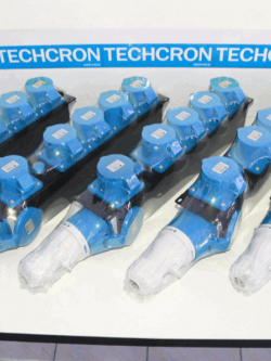 ปลั๊กไฟ แบบหัวเพาเวอร์ปลั๊ก รุ่นกล่องยาววางพื้น techcron