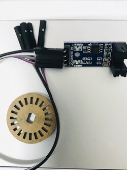 ชุดเซนเซอร์ตรวจจับรหัสล้อวัดระยะทางนับรอบความเร็วมอเตอร์ พร้อมจานEncoderและสายไฟ (Encoder Optical Wheel sensor)