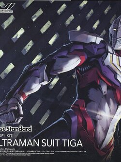 Figure-rise Standard Ultraman Suit Tiga (Plastic model)