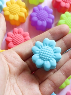 พิมพ์ขนม ดอกดาวกระจาย ขนาด 5 cm B322 / บรรจุ 12 ชิ้น