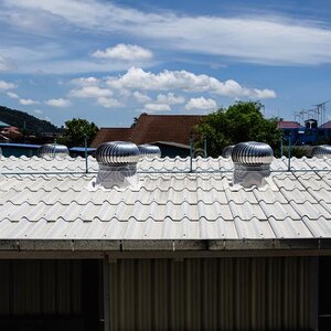 หลังคาไวนิล โทร 095-5375654 กันสาด ติดตั้งรางน้ำ เครื่องดูดควัน ปล่องระบายควัน ลูกหมุนระบายอากาศ