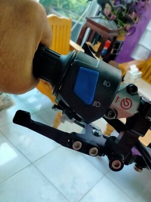 thume Brake ขาเบรคมือ สำหรับรถสนาม ใช้กับปั๊มBrembo 19mm สีดำ