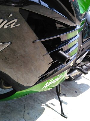 กันล้มข้าง ZX14 2012 up แบร์นMothracing สีดำ