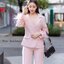ชุดเซ็ต สูท+ กางเกงขายาว ตัดต่อขนนกฟรุ้งฟริ้งมาก พร้อมแต่งกระดุมสีทองหรูหราสุดๆ จะใส่ทำงาน ออกงาน หรือจัดตรีมปาร์ตี้ก็สวยจบ