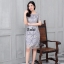 เดรส Korea Designed ลูกไม้เนื้อเงาปักถักทอสลับเส้นด้ายสีทองเงางาม เนื้อผ้าเกรดพิเศษ"Premium Quality" สุดๆ เนื้อนิ่มใส่สบาย ซิปหลัง เรียบหรูใส่ออกงานไหนๆก็ฟินมากๆค่ะ